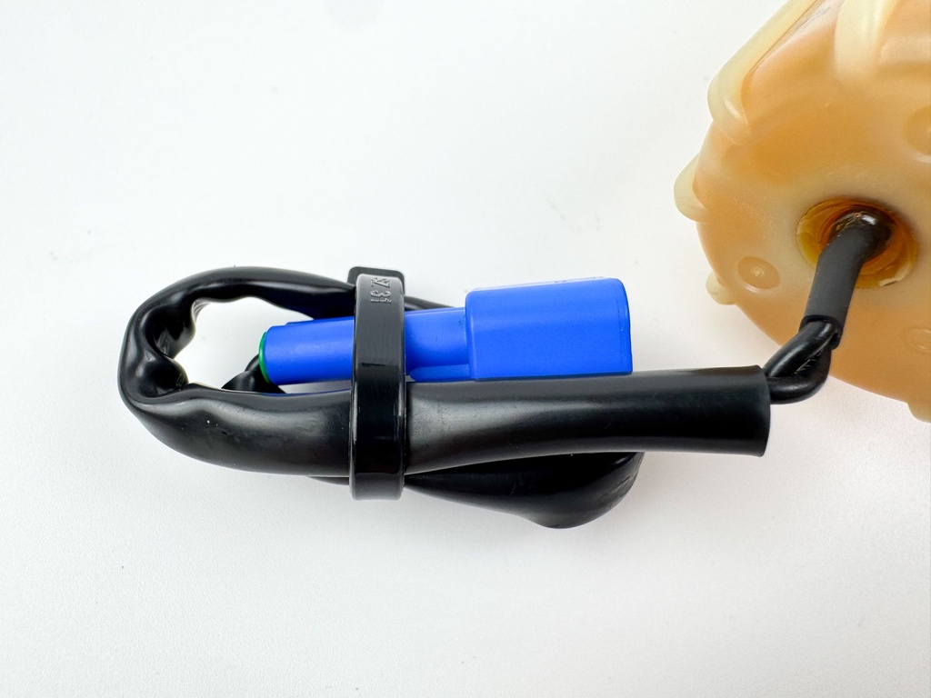 2013 Yamaha 250 HP 4 Stroke Outboard Fuel Filter Assembly 6P3-24560-03-00 OEM