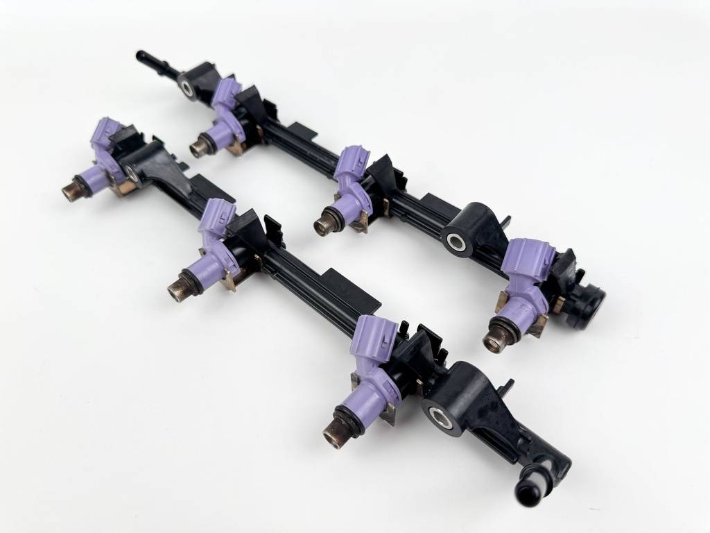 2013 Yamaha 250 HP 4 Stroke Outboard Fuel Injector Set W/ Rail 6P2-13160-11-00 OEM