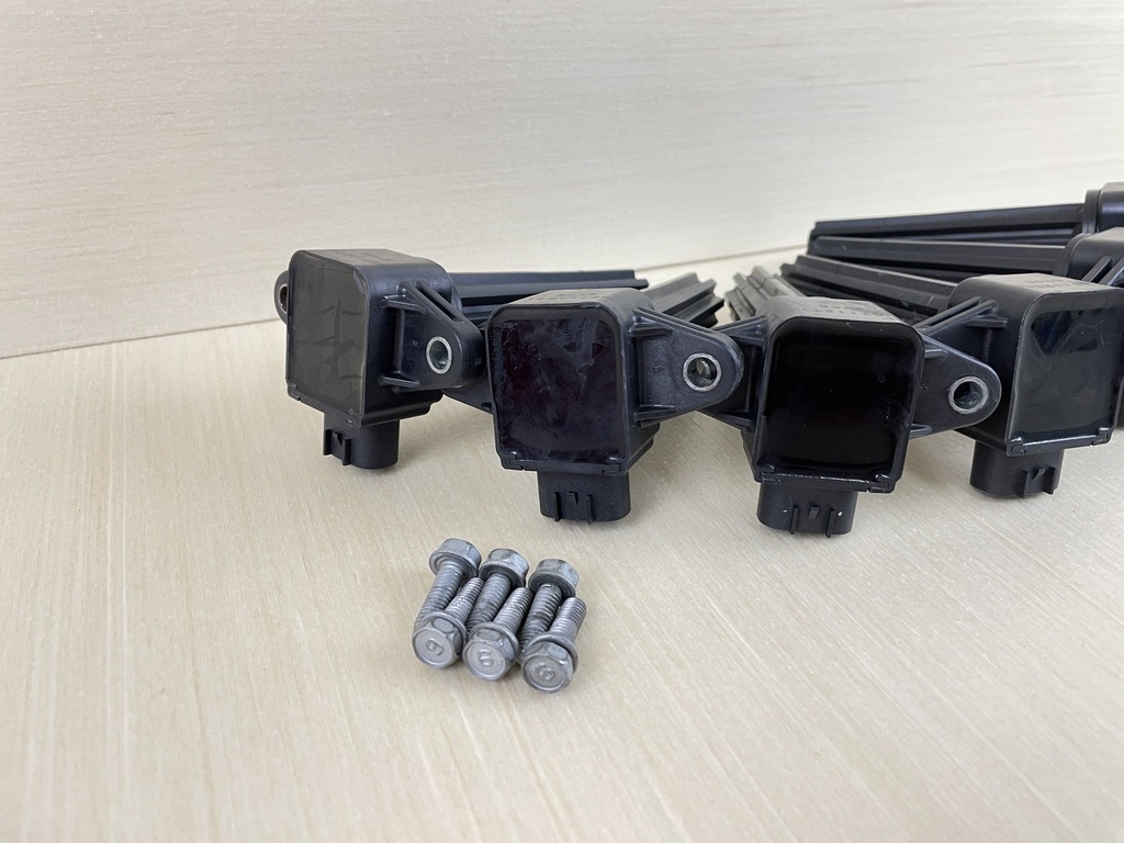 2006 Yamaha 250HP 4 Stroke Outboard Ignition Coil Assembly Set Of 6 6P2-82310-01-00