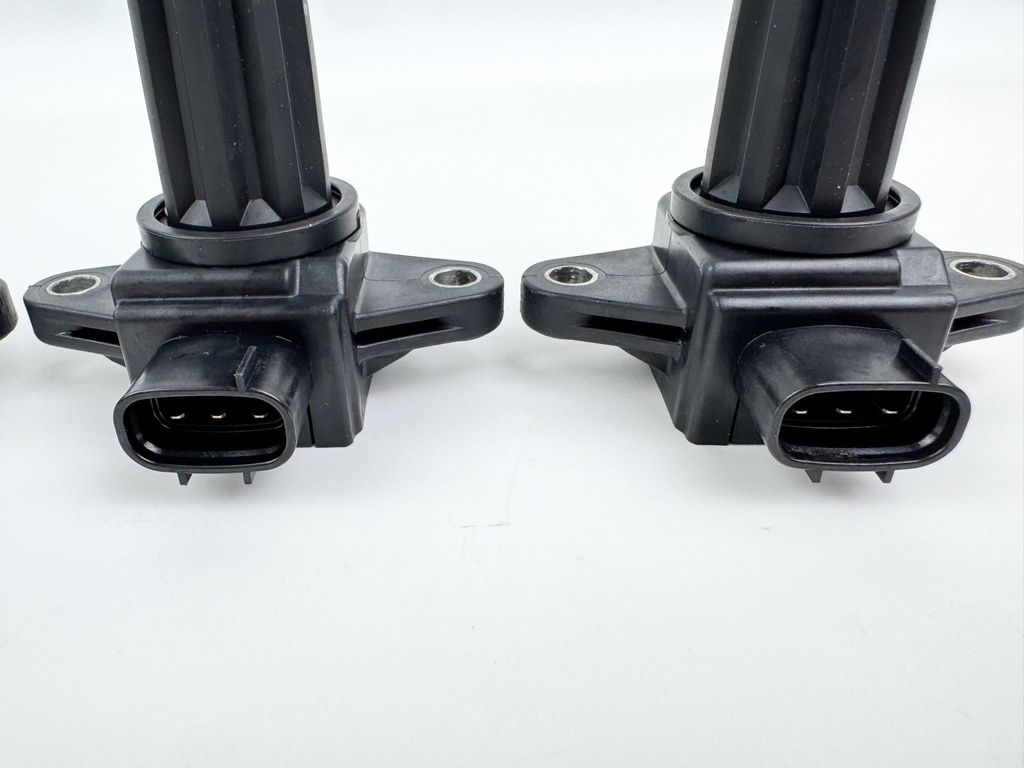 2013 Yamaha 250 HP 4 Stroke Outboard Ignition Coil Set 6P2-82310-01-00 OEM