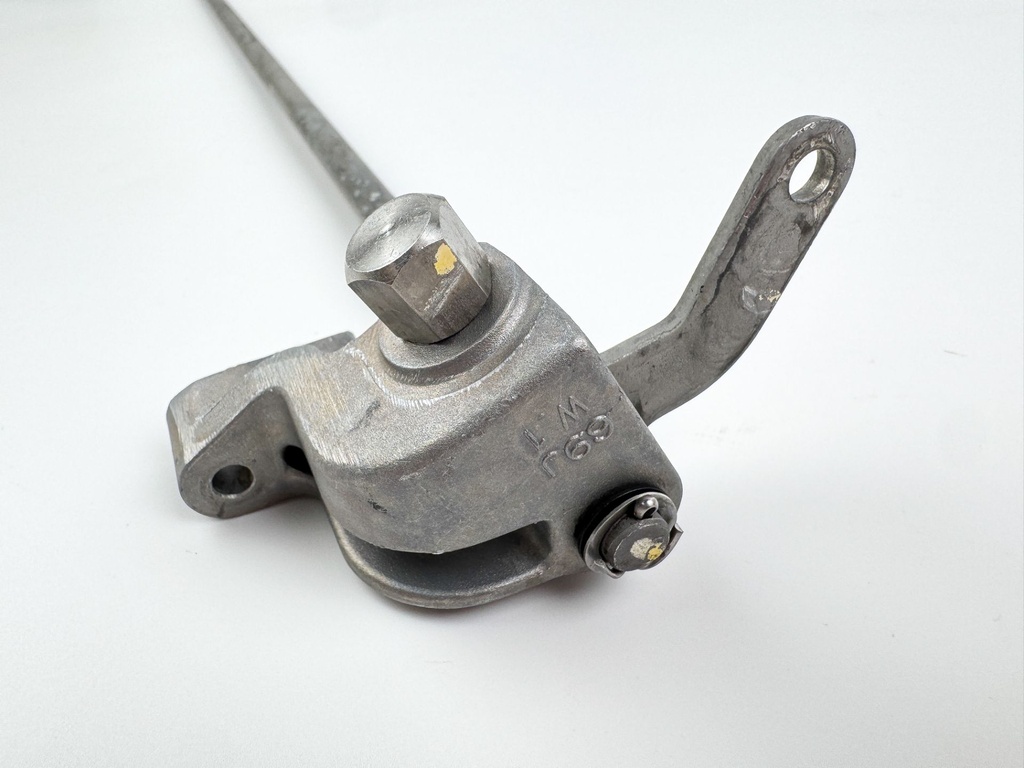 2013 Yamaha 250 HP 4 Stroke Outboard 25" Shift Shaft 69J-44120-00-00 OEM