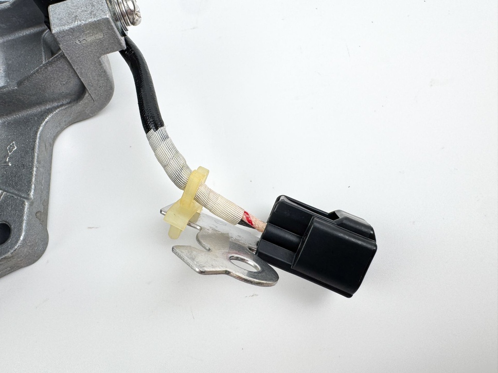 2013 Yamaha 250 HP 4 Stroke Outboard Coil Pulser Base Stator Assembly 6P2-81460-00-00 OEM