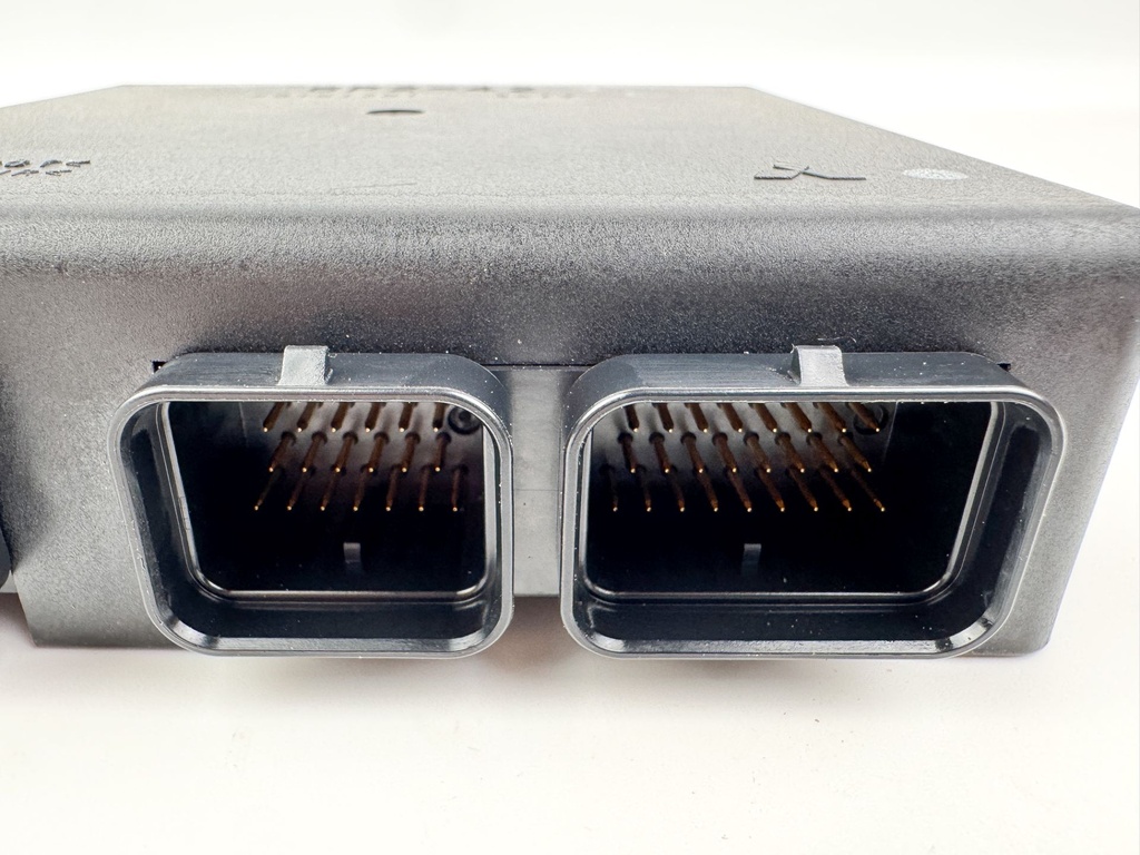 2013 Yamaha 250 HP 4 Stroke Outboard ECU Engine Control Unit 6P2-8591A-42-00 OEM