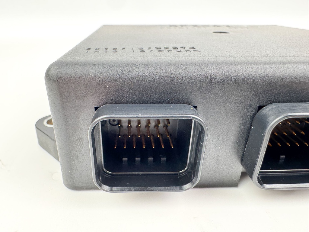 2013 Yamaha 250 HP 4 Stroke Outboard ECU Engine Control Unit 6P2-8591A-42-00 OEM