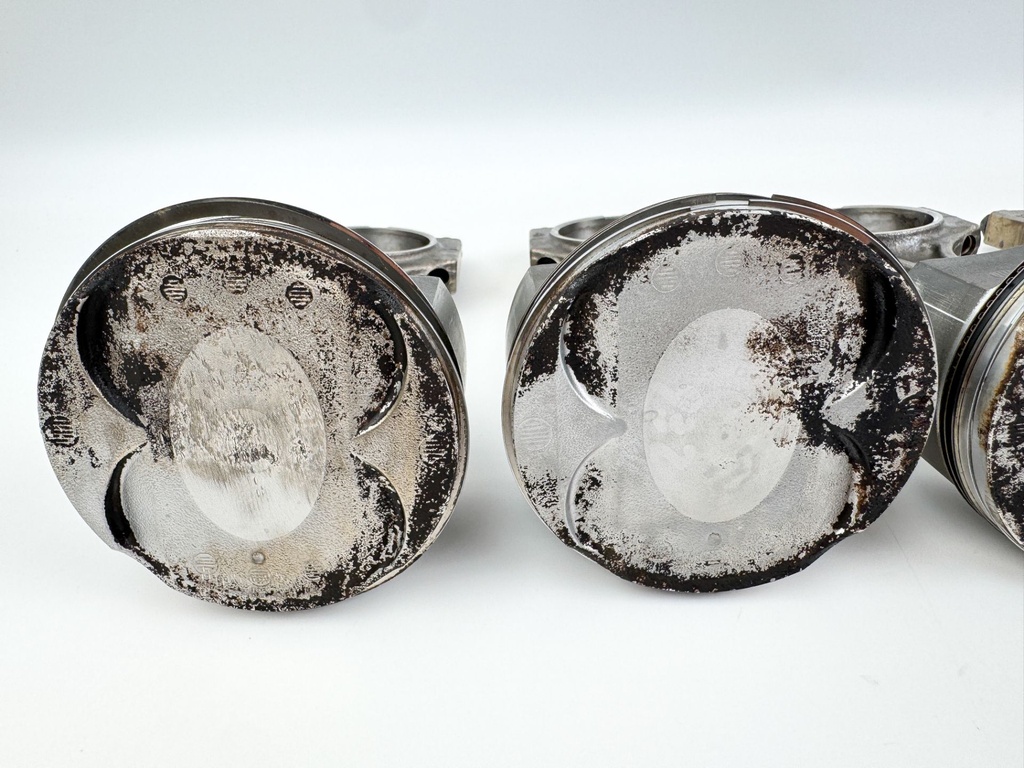 2013 Yamaha 250 HP 4 Stroke Outboard Piston & Connecting Rod Set 6P2-11631-10-93 OEM