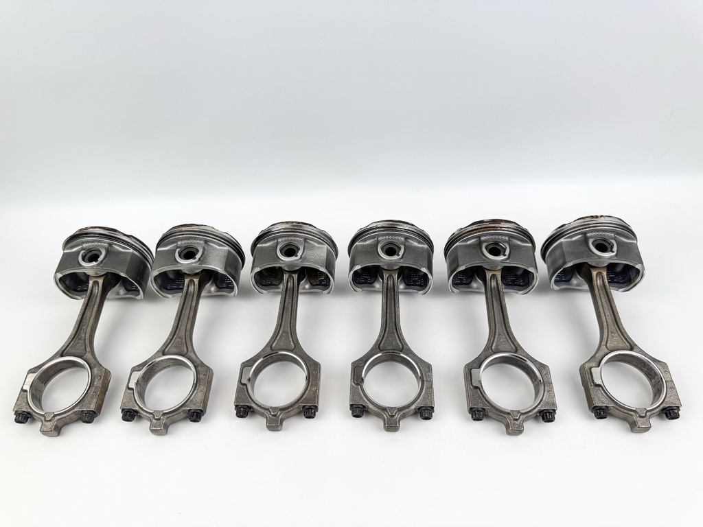 2013 Yamaha 250 HP 4 Stroke Outboard Piston & Connecting Rod Set 6P2-11631-10-93 OEM