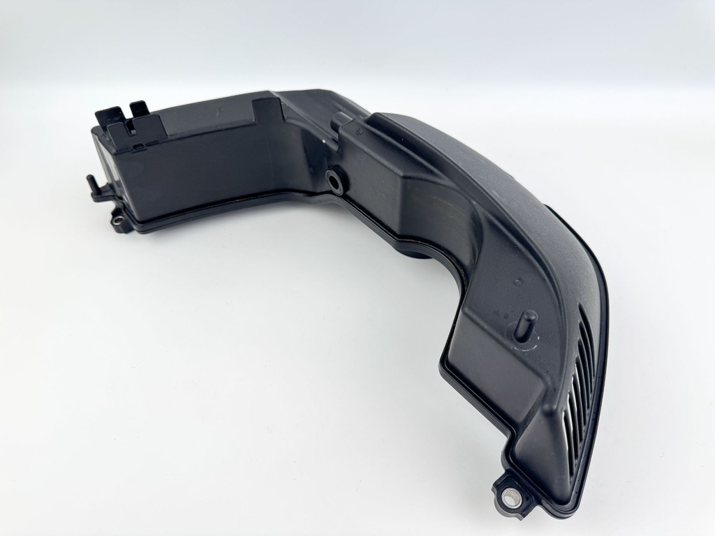 2013 Yamaha 250 HP 4 Stroke Outboard Intake Air Silencer Assembly 6P2-14440-00-00 OEM