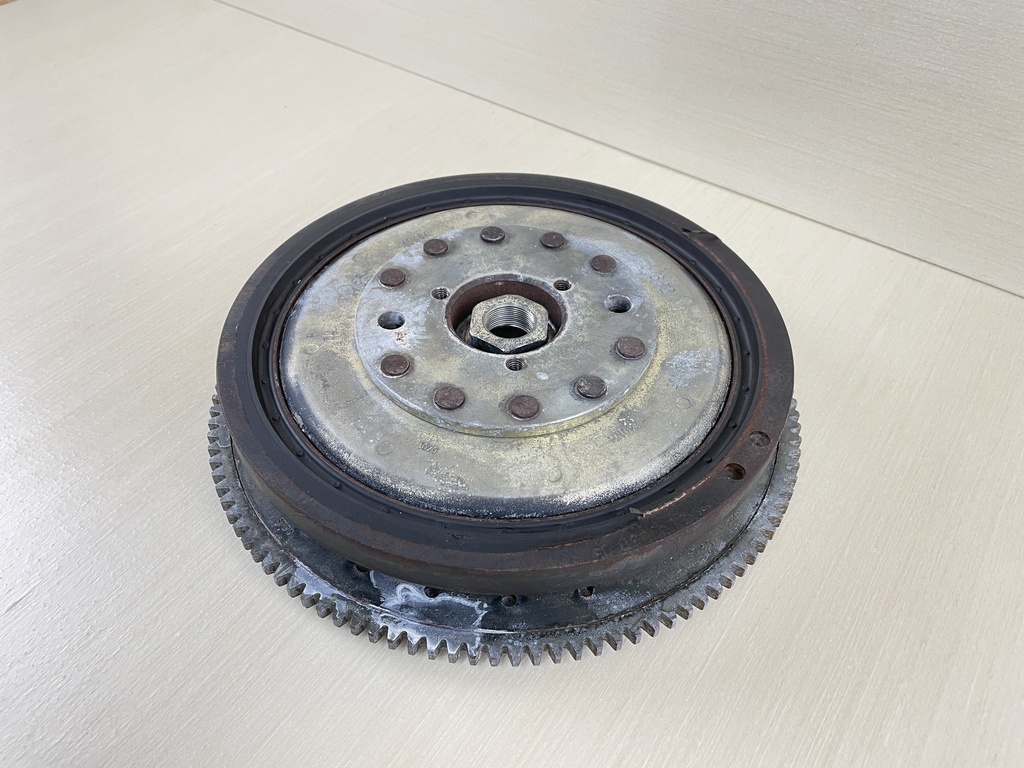 2006 Yamaha 250HP 4 Stroke Outboard Flywheel Rotor Assembly 6P2-81450-00-00