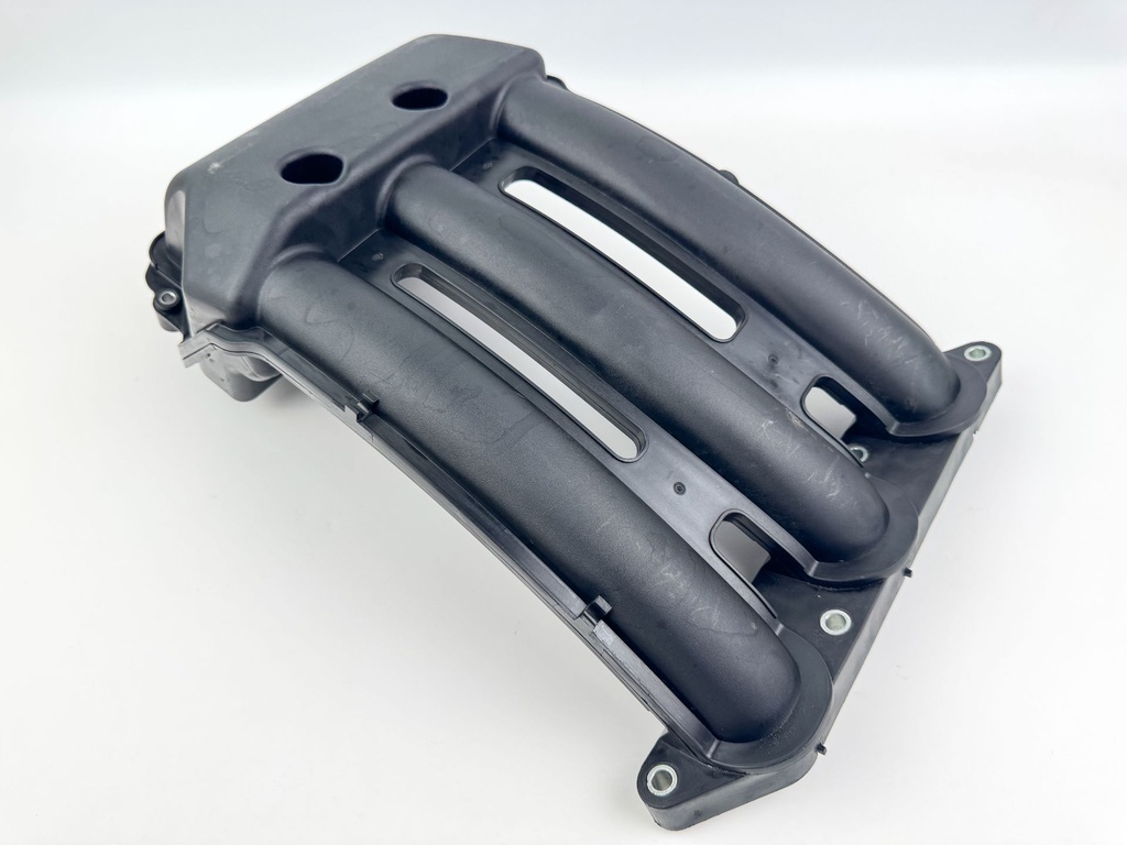 2013 Yamaha 250 HP 4 Stroke Outboard Intake Manifold 6P2-13641-00-00 OEM