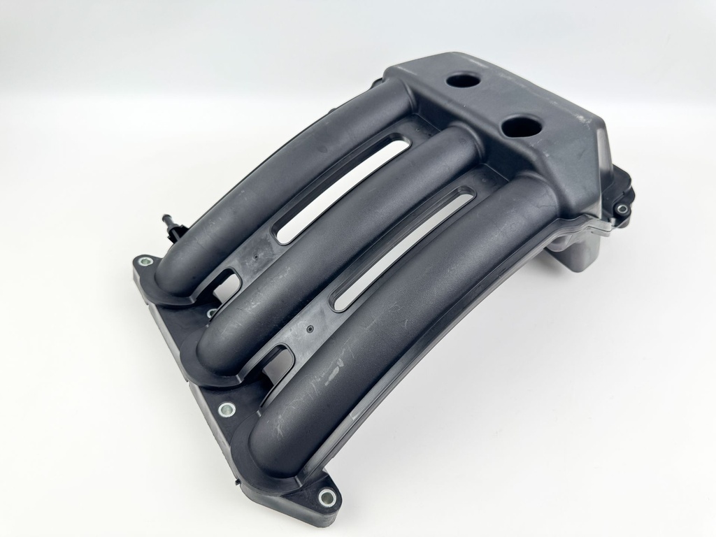 2013 Yamaha 250 HP 4 Stroke Outboard Intake Manifold 6P2-13641-00-00 OEM