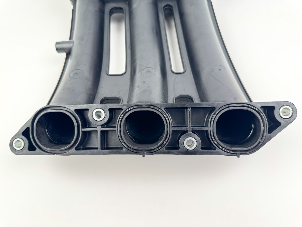 2013 Yamaha 250 HP 4 Stroke Outboard Intake Manifold 6P2-13641-00-00 OEM