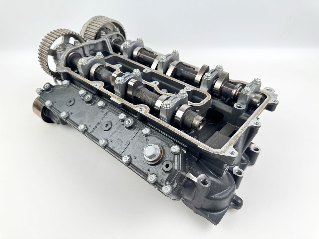 2013 Yamaha 250 HP 4 Stroke Outboard Starboard Cylinder Head 6P2-W009A-03-9S OEM