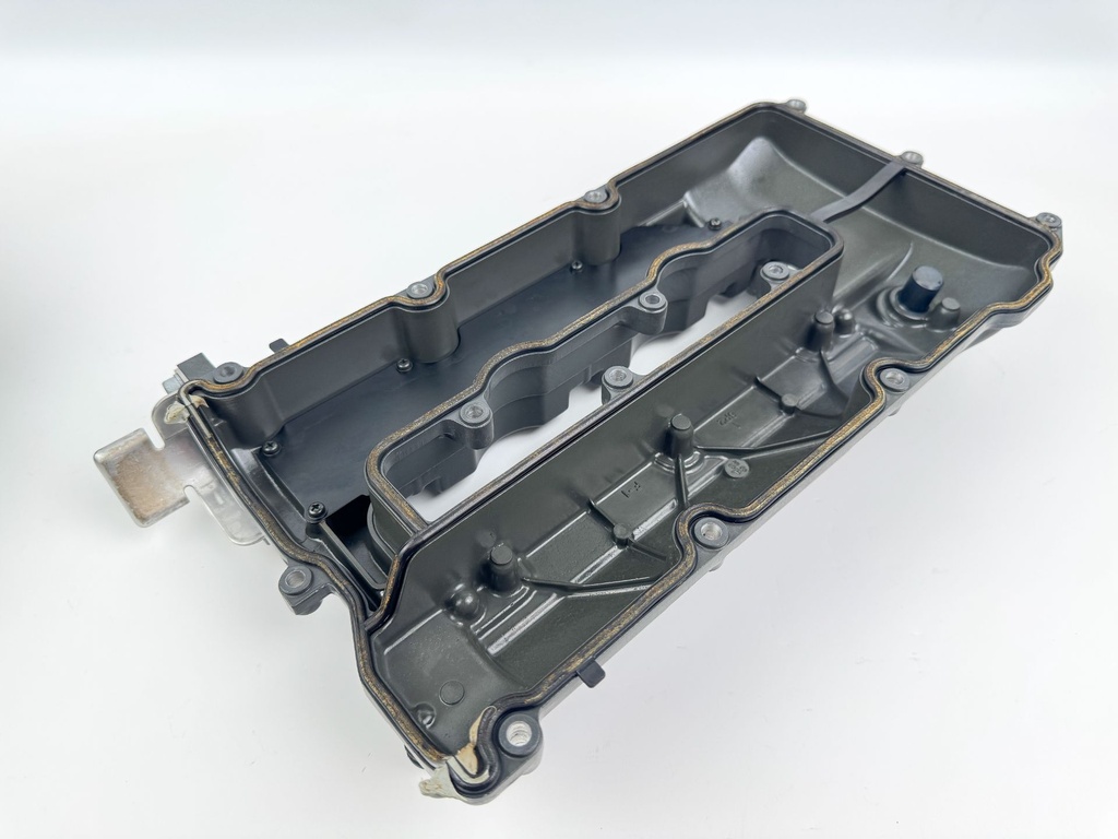 2013 Yamaha 250 HP 4 Stroke Outboard Starboard Cylinder Head 6P2-W009A-03-9S OEM