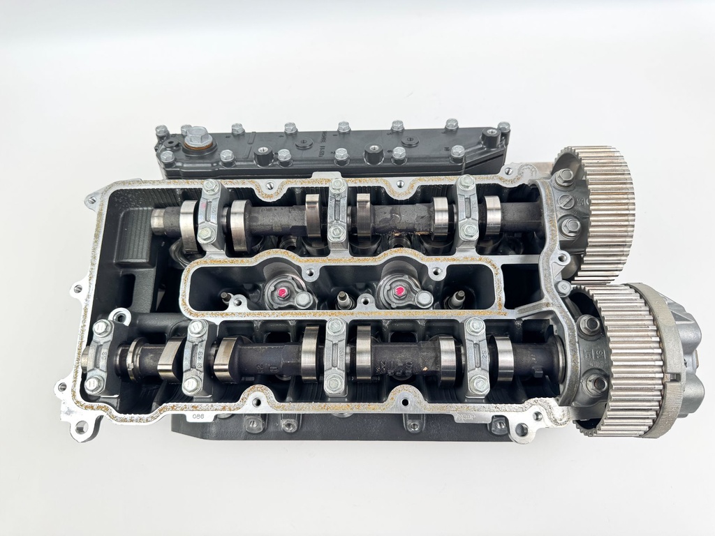 2013 Yamaha 250 HP 4 Stroke Outboard Starboard Cylinder Head 6P2-W009A-03-9S OEM