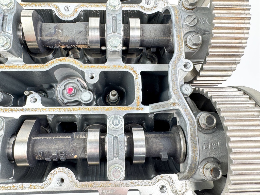 2013 Yamaha 250 HP 4 Stroke Outboard Starboard Cylinder Head 6P2-W009A-03-9S OEM