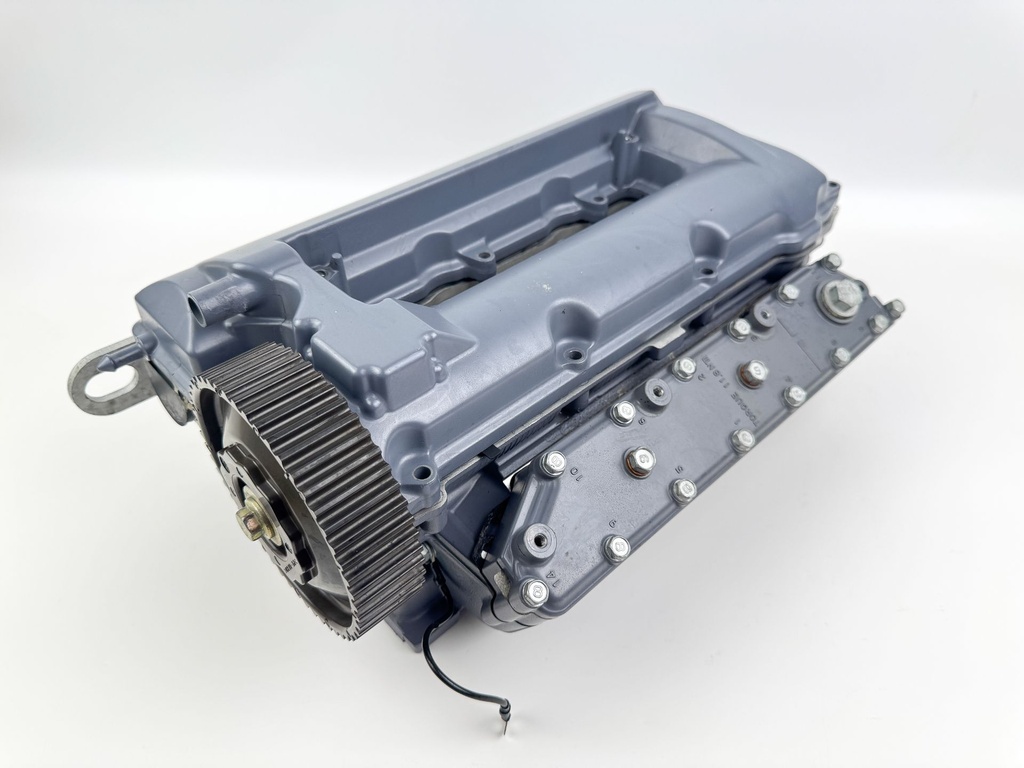 2004 Yamaha 225 HP 4 Stroke Outboard Starboard Cylinder Head 69J-W009A-02-1S OEM