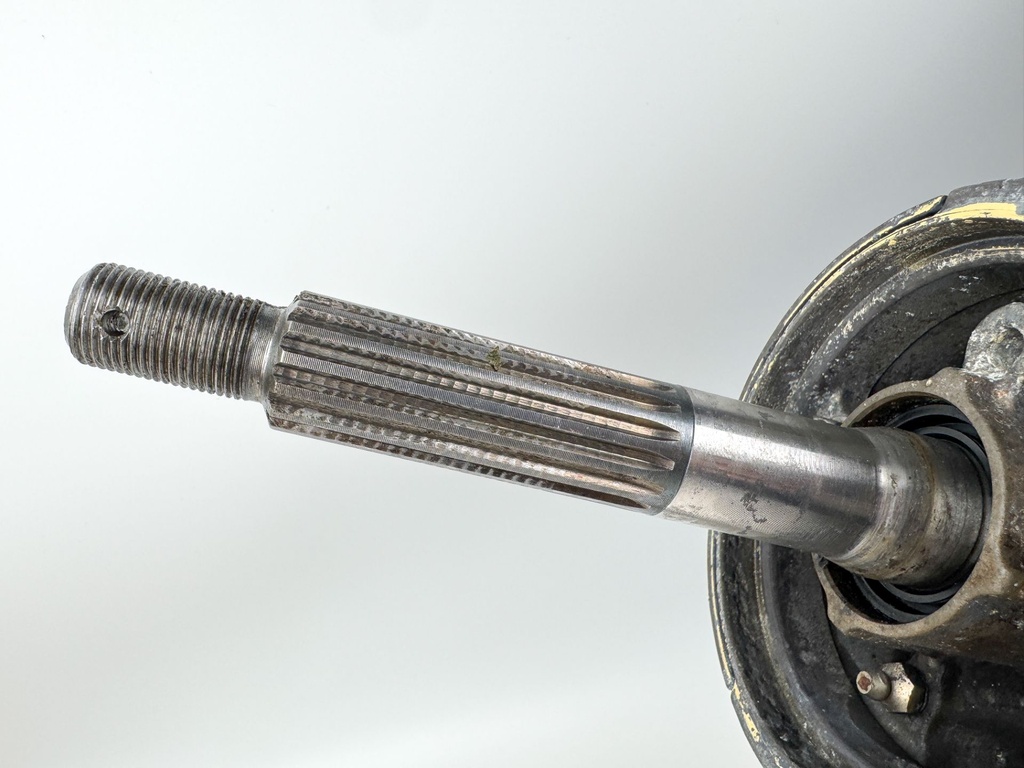 Yamaha 200 225 HP 4 Stroke Outboard 25" XL Lower Unit Gear Case RH Standard