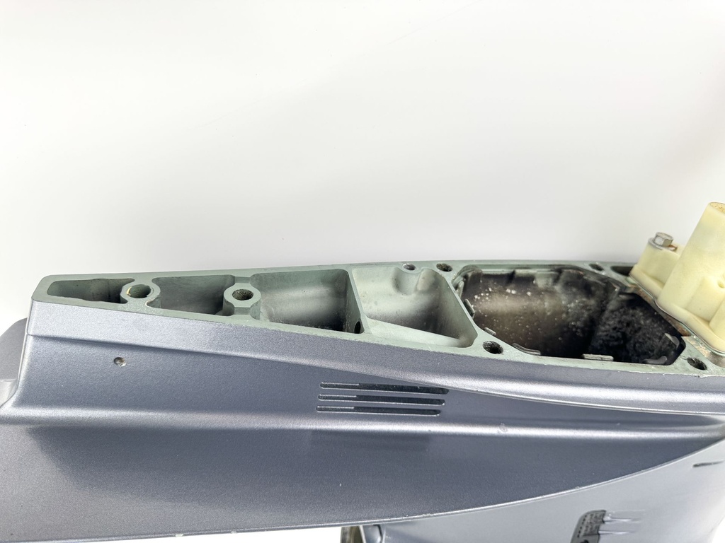 Yamaha 200 225 HP 4 Stroke Outboard 25" XL Lower Unit Gear Case RH 2002-2015