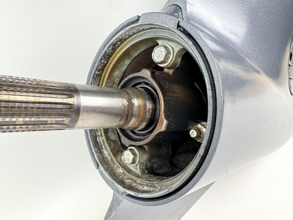 Yamaha 200 225 HP 4 Stroke Outboard 25" XL Lower Unit Gear Case RH 2002-2015