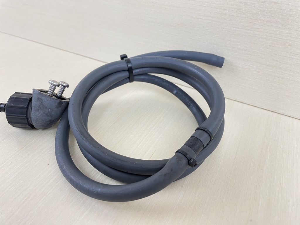 2005 Yamaha 250HP 4 Stroke Outboard Flush Port Assembly With Hose