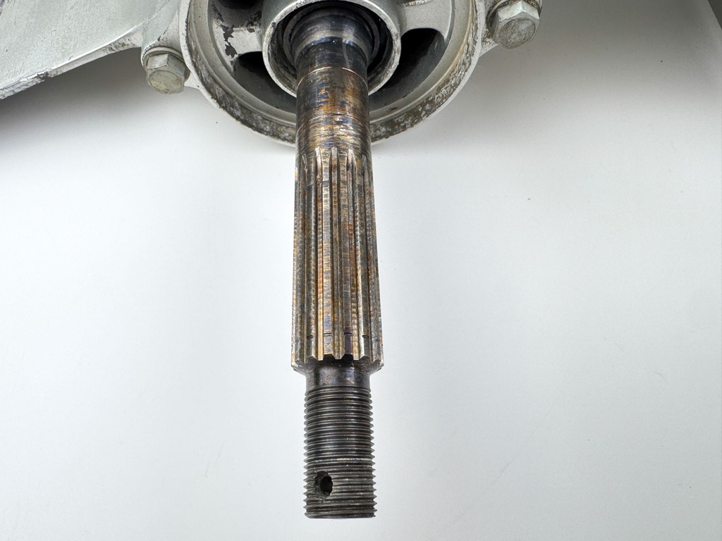 99 - 2006 Honda BF 75 90 HP Outboard 20" Long Lower Unit Gear Case