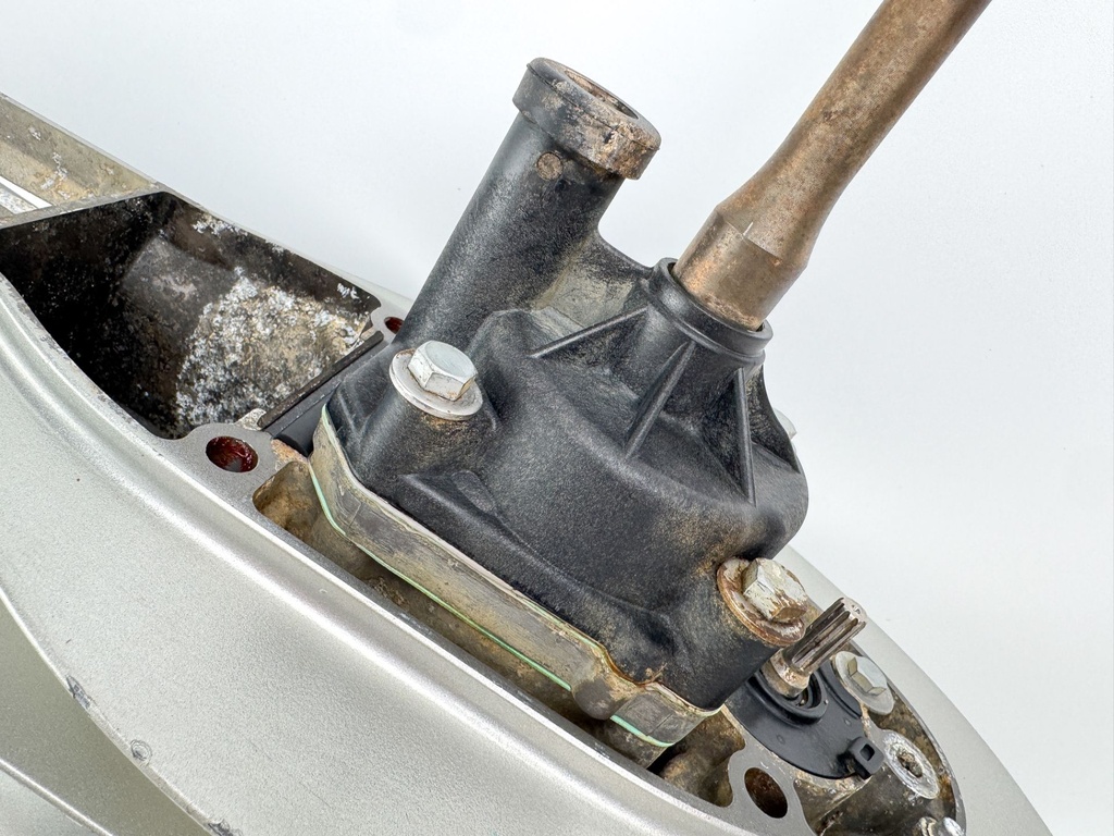 99 - 2006 Honda BF 75 90 HP Outboard 20" Long Lower Unit Gear Case