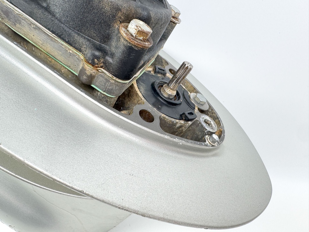 99 - 2006 Honda BF 75 90 HP Outboard 20" Long Lower Unit Gear Case