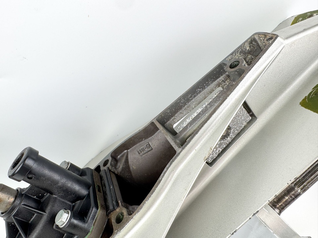 99 - 2006 Honda BF 75 90 HP Outboard 20" Long Lower Unit Gear Case