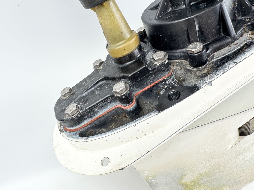 2000 Evinrude 200HP 2 Stroke Outboard 25" XL Lower Unit Gear Case 5007022