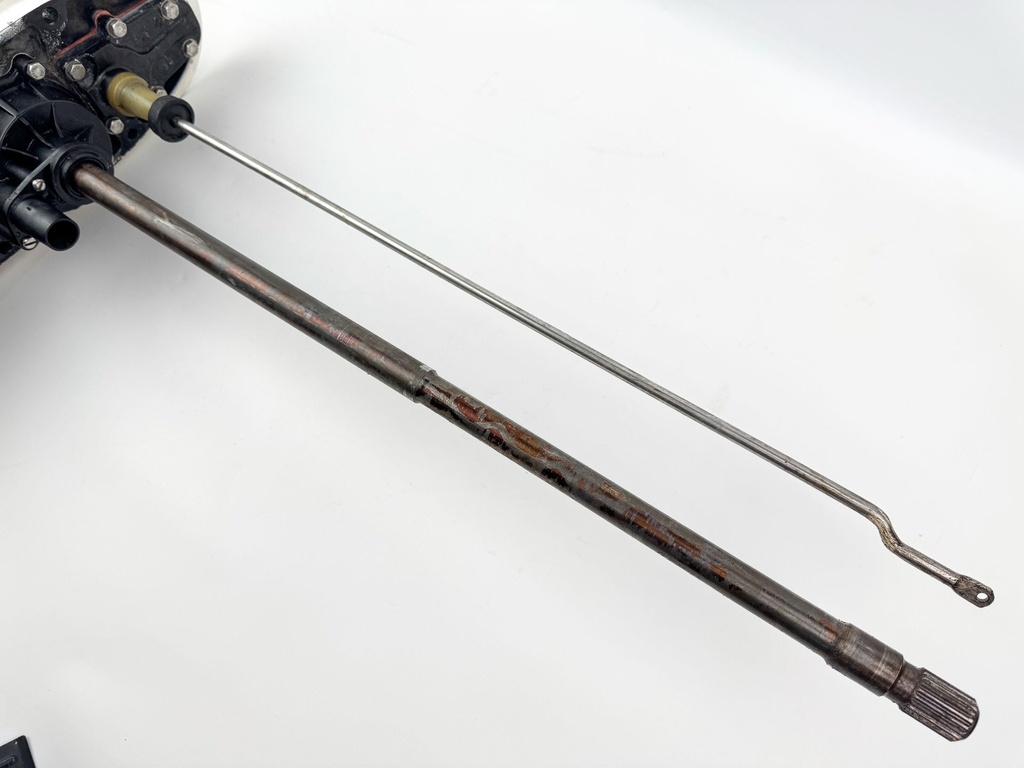 2000 Evinrude 200HP 2 Stroke Outboard 25" XL Lower Unit Gear Case 5007022