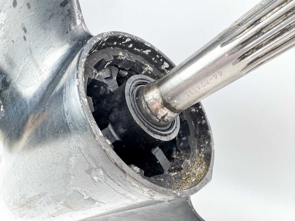 Mercury 200 225 250 HP 2 Stroke Optimax 3.0L XL Lower Unit Gear Case 859399T14