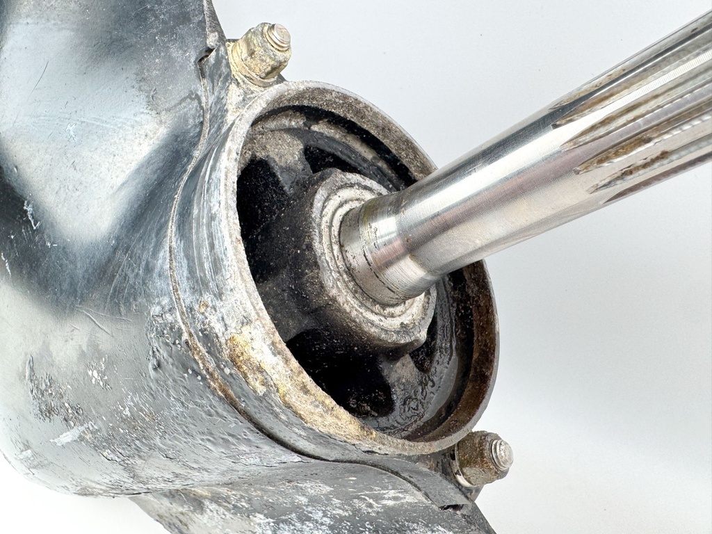 2003 Mercury 125HP 2 Stroke Outboard 25" XL Lower Unit Gear Case 9011J9