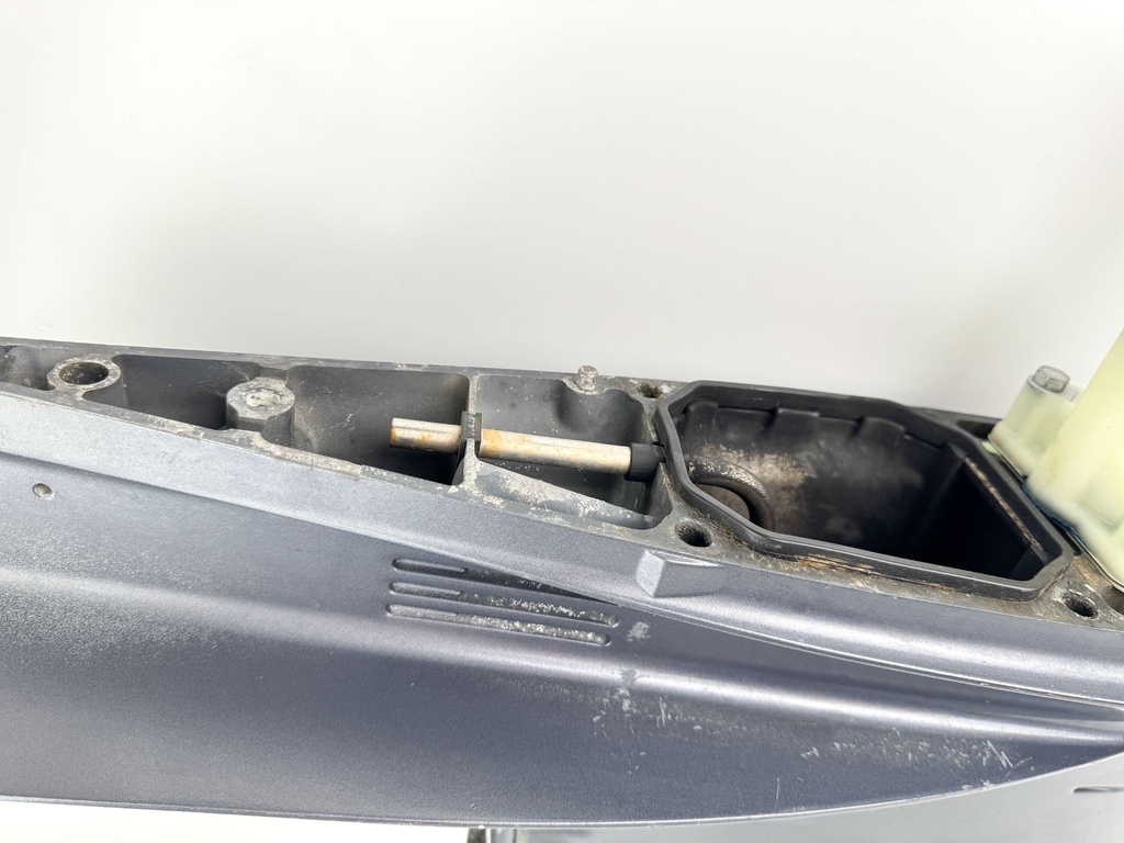 69J-45300-22-8D Yamaha 200 225 HP 25" XL Lower Unit Gear Case RH 2002-2015 - Resealed