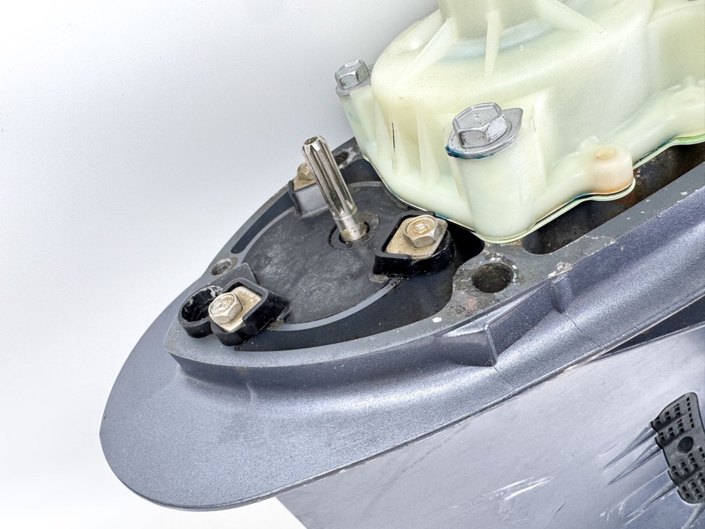 69J-45300-22-8D Yamaha 200 225 HP 25" XL Lower Unit Gear Case RH 2002-2015 - Resealed