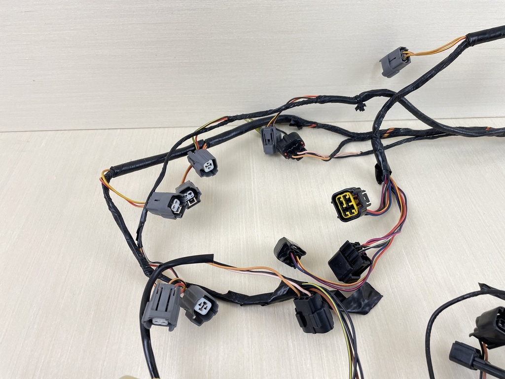 2002 Yamaha 225HP 4 Stroke Engine Wire Harness Assembly 69J-82590-10-00 Parts