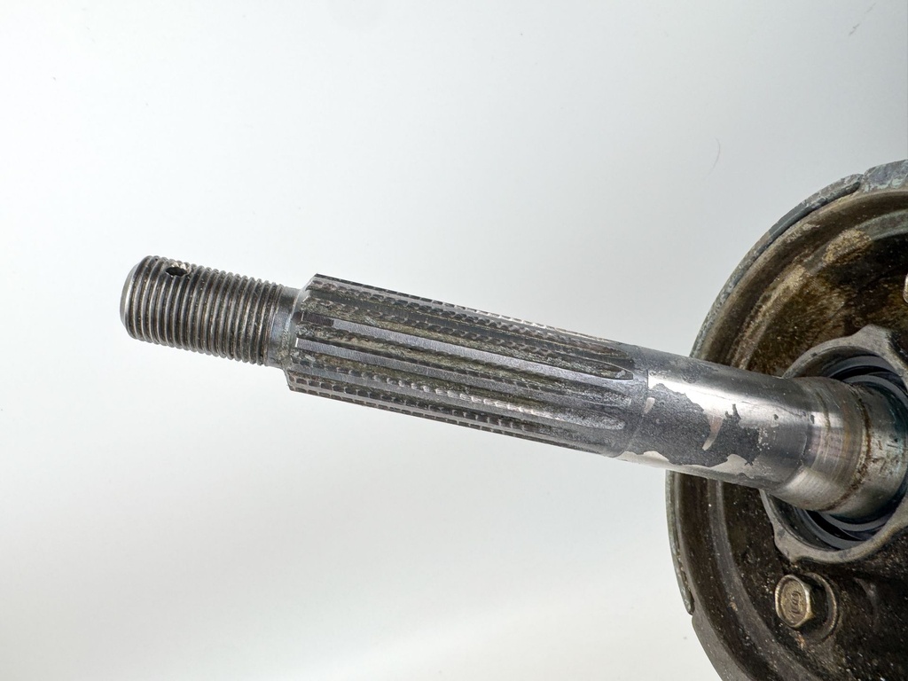 Yamaha 200 225 HP 4 Stroke 25" XL Lower Unit Gear Case RH 69J-45300-30-8D