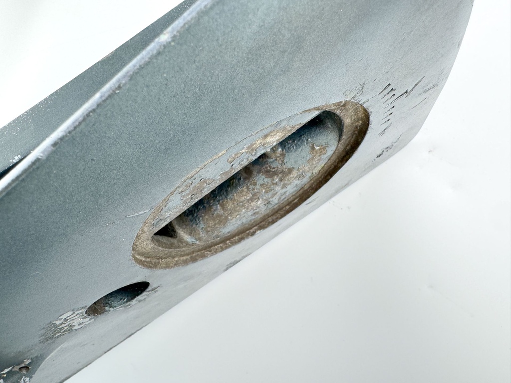 Yamaha 200 225 HP 4 Stroke 25" XL Lower Unit Gear Case RH 69J-45300-30-8D