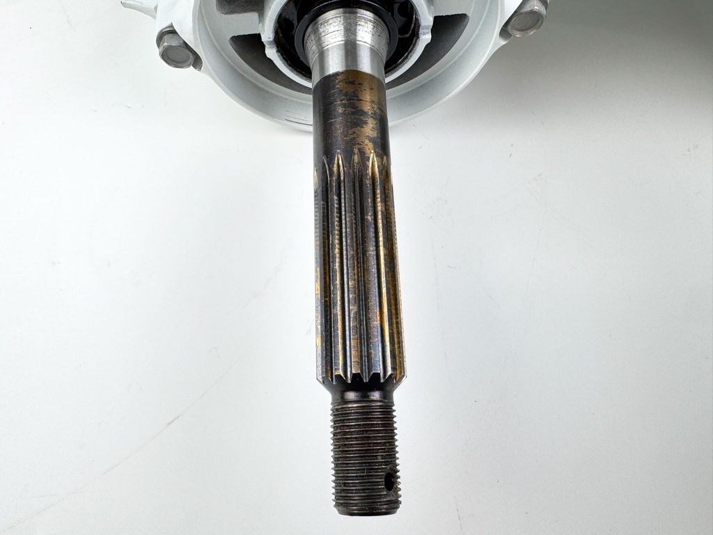 2001-18 Suzuki 115 140 HP 4 Stroke Outboard 20" Long Lower Unit Gear Case