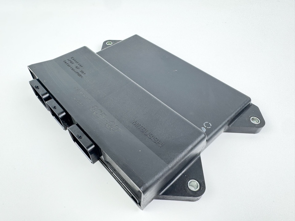 2012 Yamaha 300 HP 4 Stroke Outboard Engine Control Unit ECU 6CE-8591A-01-00 OEM