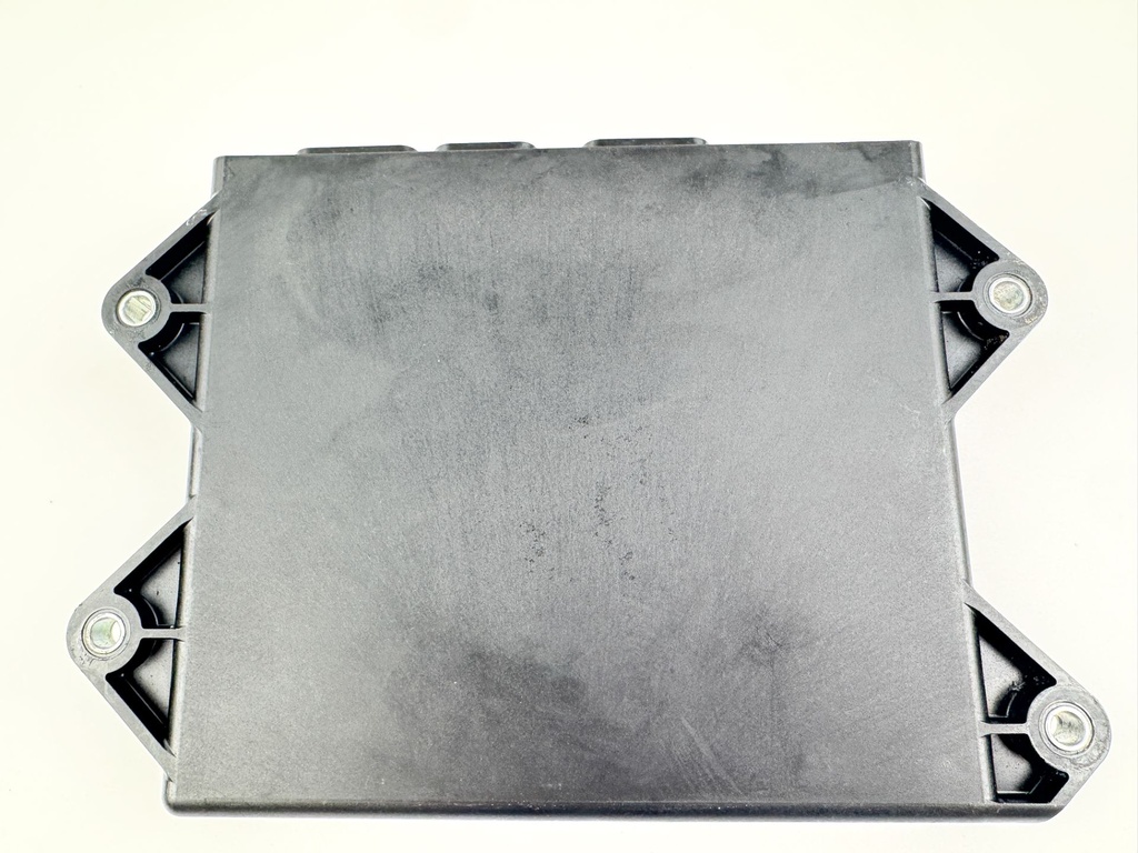 2012 Yamaha 300 HP 4 Stroke Outboard Engine Control Unit ECU 6CE-8591A-01-00 OEM