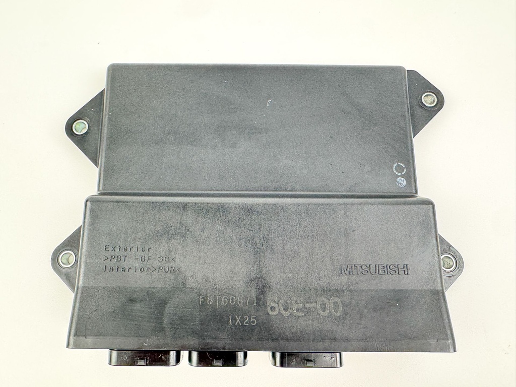 2012 Yamaha 300 HP 4 Stroke Outboard Engine Control Unit ECU 6CE-8591A-01-00 OEM