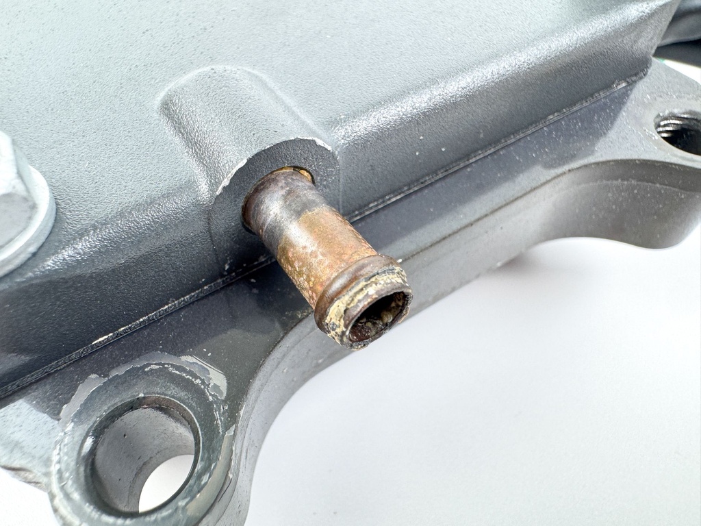 2012 Yamaha 300 HP 4 Stroke Outboard Rectifier & Regulator 6CE-81960-00-00 Damaged