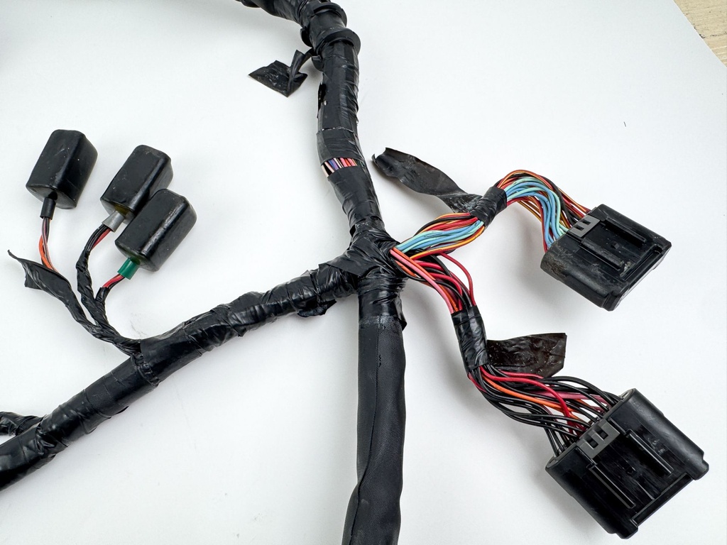 2012 Yamaha 300 HP 4 Stroke Outboard Engine Wire Harness 6CE-82590-10-00 OEM