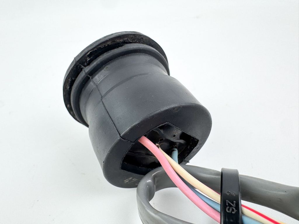 2011 Suzuki 115 HP 4 Stroke Outboard Trim Switch 37850-99E05 OEM