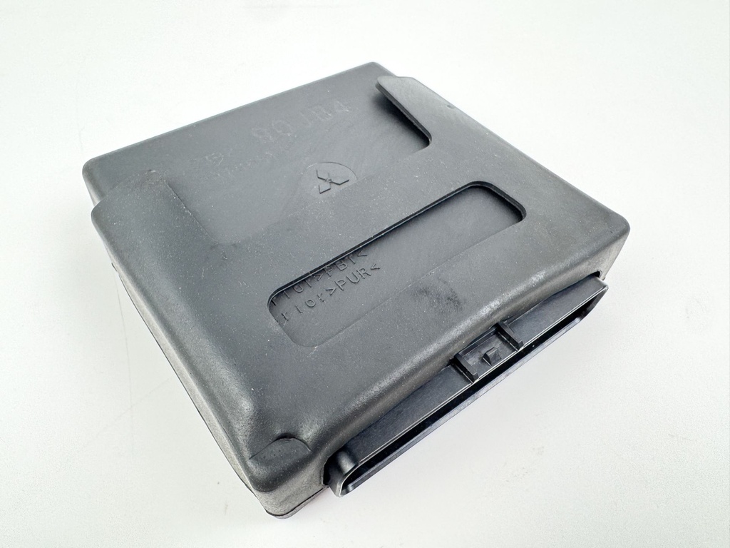 2011 Suzuki 115 HP 4 Stroke Outboard Engine Control Unit ECU 33920-90JB4 OEM