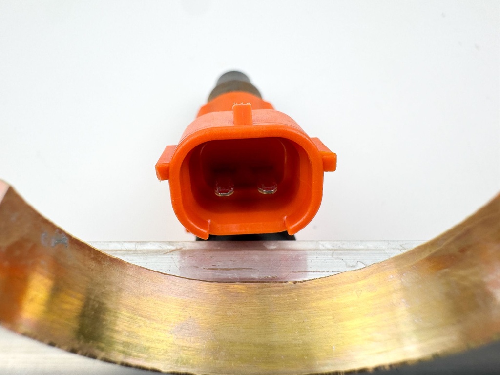 2011 Suzuki 115 HP 4 Stroke Outboard Fuel Injector Set W/ Rail 15710-65D00 OEM