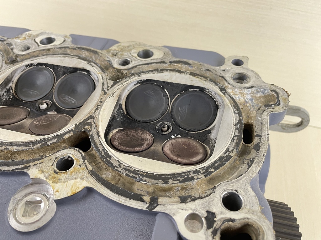 2003 Yamaha 225HP 4 Stroke Starboard Right Cylinder Head Assembly 69J-W009A-01-1S