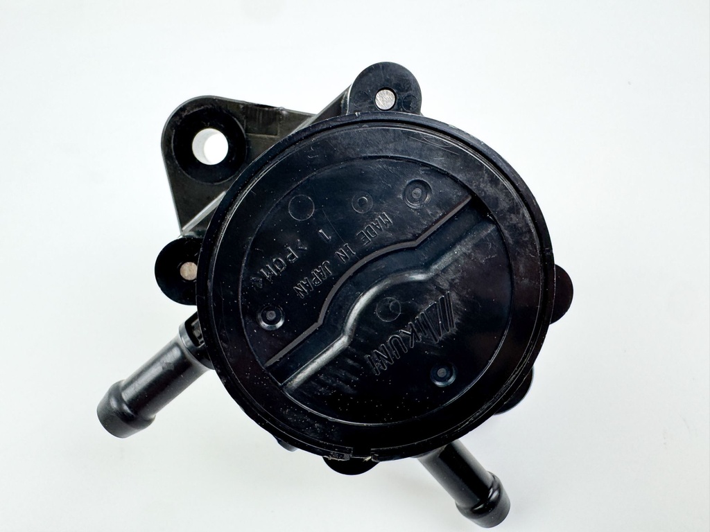 2011 Suzuki 115 HP 4 Stroke Outboard Fuel Pump 15100-90J11 OEM