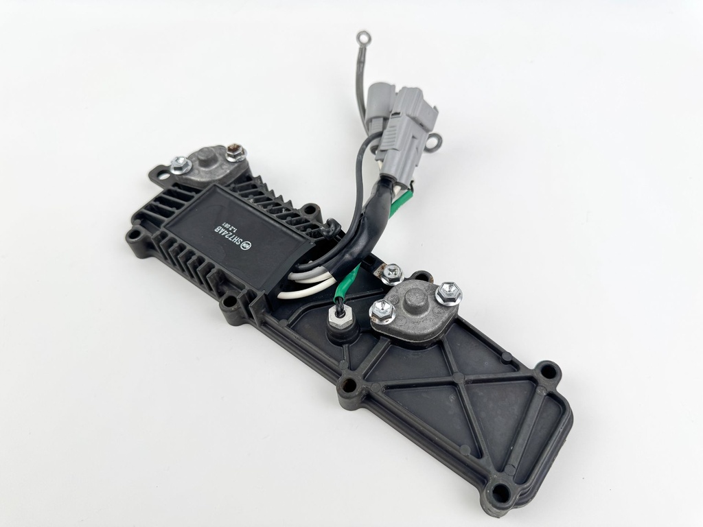 2011 Suzuki 115 HP 4 Stroke Outboard Rectifier & Regulator 32800-90J30 OEM