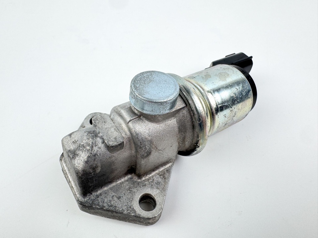 2011 Suzuki 115 HP 4 Stroke Outboard IAC Idle Air Control Valve 18137-77E00 OEM